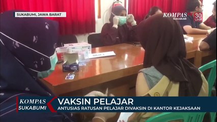 Antusias Ratusan Pelajar Saat Divaksin