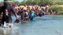 Enfado y desolación entre los más de 200 haitianos deportados del campamento de Del Río, en EEUU