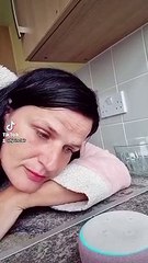 Preocupante la respuesta que da Alexa a una mujer cuando le pregunta la población estimada del Reino Unido para 2025