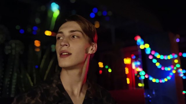 OPPO Reno6 Series 5G กับโหมดวิดีโอ Bokeh Flare Portrait