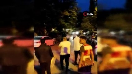 Gelin arabasını çekiciye yükleyip düğün konvoyu yaptılar