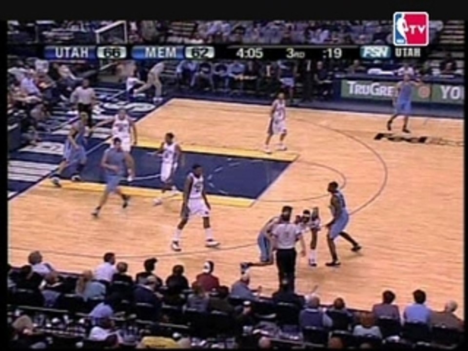 Rudy Gay With nobody in front Super Slam Hammer