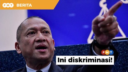 Nazri gesa kerajaan tarik balik rayuan isu kewarganegaraan