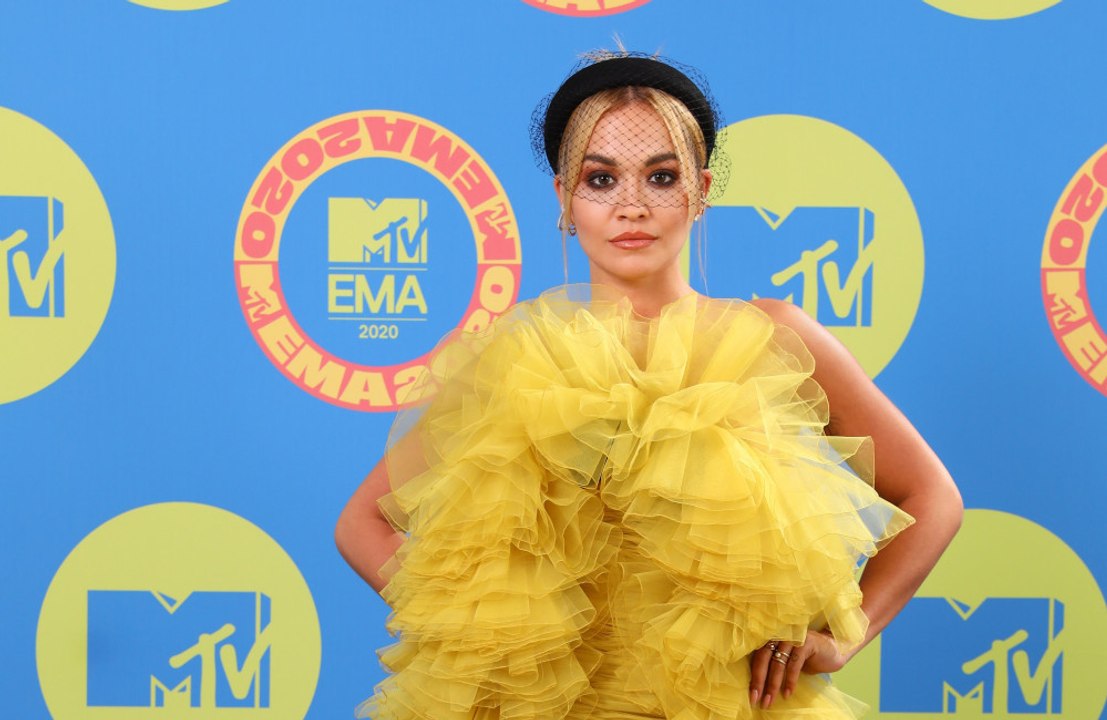 Rita Ora äußert sich erstmals zu Romanze mit Taika Waititi