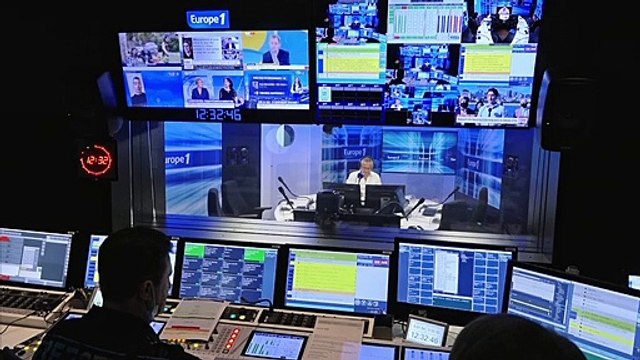 Guerre d'Algérie : Macron demande pardon aux Harkis et annonce une loi de réparation