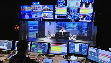 Faut-il supprimer le pass sanitaire ? "Il ne faut pas aller trop vite"