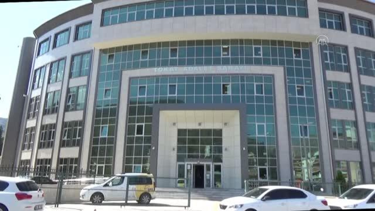 500 saatlik görüntü kayıtlarını izleyen polisler, hırsızlık zanlısı 3 kişiyi yakaladı