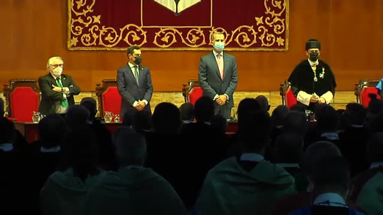 El rey envía un mensaje de "ánimo" a los afectados por la erupción del volcán en La Palma