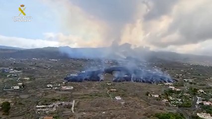 El avance de la lengua de lava en La Palma visto desde el aire