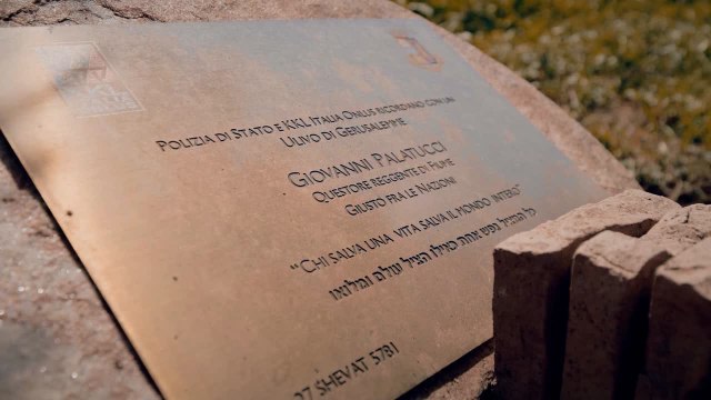 Torneremo a scuola , una canzone della Polizia di Stato per i bambini