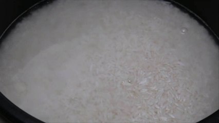 Why Does My Pot of Rice Always Bubble Over?