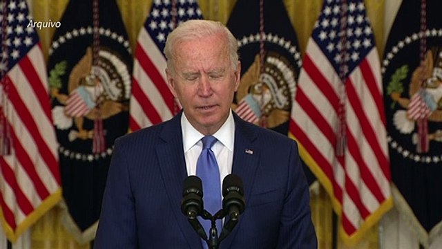 EUA anunciam fim de restrições de entrada para vacinados