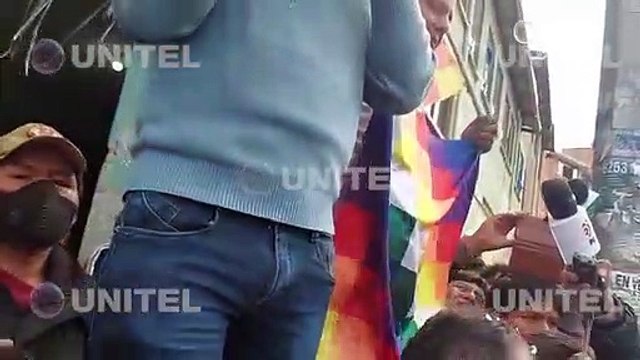 Arnold Alanes fue elegido y posesionado por un grupo de cocaleros de Adepcoca