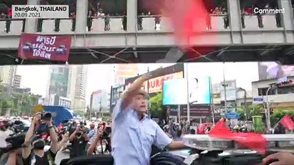 شاهد: متظاهرون في تايلاند يطالبون بـ"رحيل" رئيس الوزراء في ذكرى الانقلاب