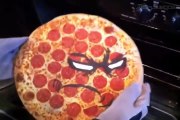 Pizza Vs. Skeletons: Trailer de Lanzamiento