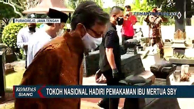 Mantan Wapres Boediono Hadiri Pemakaman Ibu Mertua Susilo Bambang Yudhoyono di Purworejo