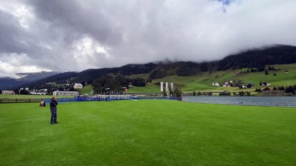 جولة بجانب بحيرة دافوس