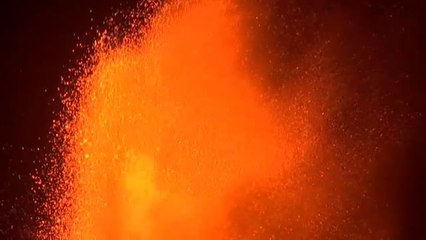 El volcán de Cumbre Vieja tiene 9 bocas eruptivas y preocupa el contacto de la lava con el mar