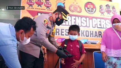 PAK BHABIN EPS #16 Kepedulian Polres Sukoharjo Bantu Masyarakat Terdampak Pandemi Covid-19