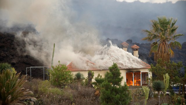 ¿Cubren los seguros los daños provocados por el volcán de La Palma?
