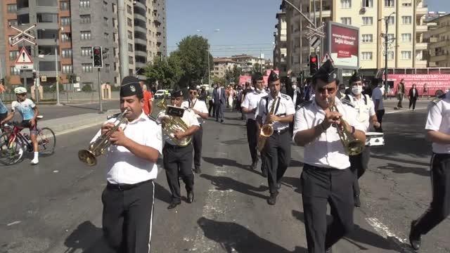 GAZİANTEP - Avrupa Hareketlilik Haftası kapsamında bisiklet dağıtıldı