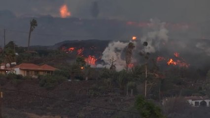 Segunda noche de temblores y erupciones en La Palma