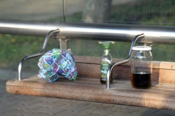 Şüpheli poşetten zeytinyağı çıktı