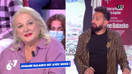 Josiane Balasko présente sa pièce de théâtre "Un chalet à Gstaad"