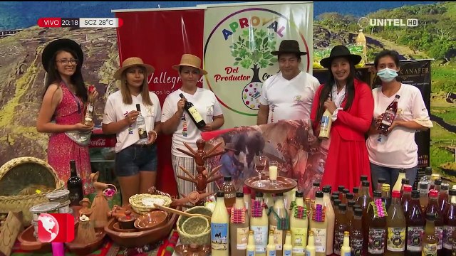 En un stand de Expocruz recaudan dinero para animales rescatados en incendios