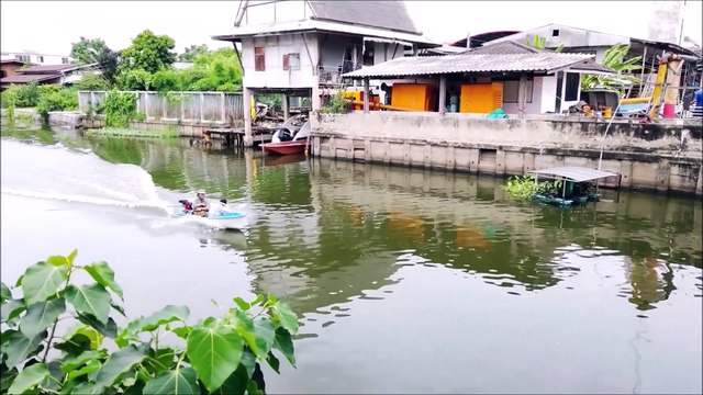 Phra Phimon Canal at Sai Noi in Nonthaburi Province, Thailand