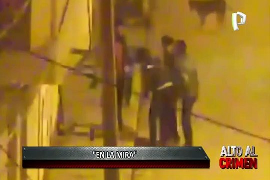 'En la Mira': cámaras de seguridad captan peleas callejeras