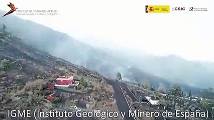 Volcán de La Palma: las enormes coladas de lava, vistas desde un helicóptero