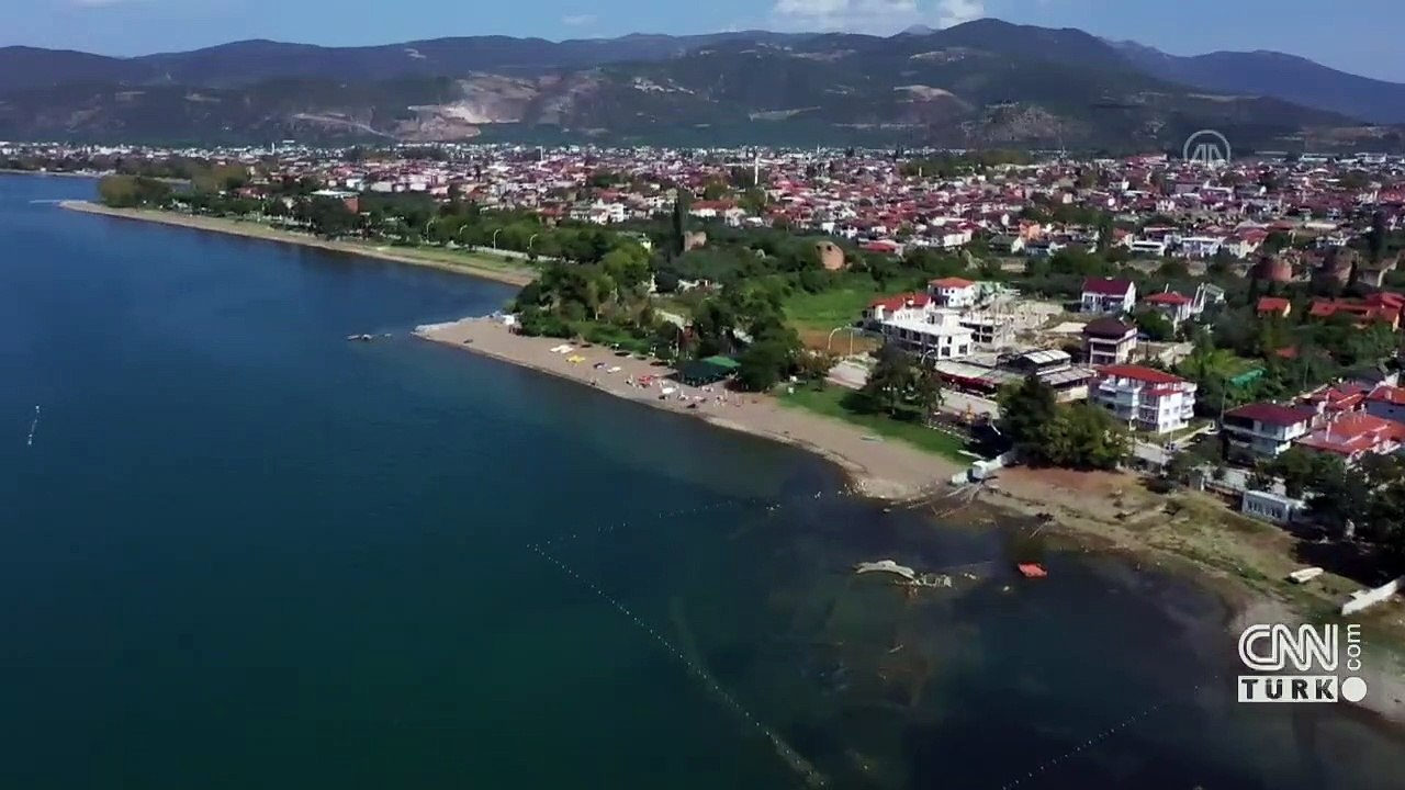 İznik Gölü 30-35 metre çekildi