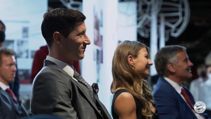 Soulier d'Or - Lewandowski reçoit son trophée