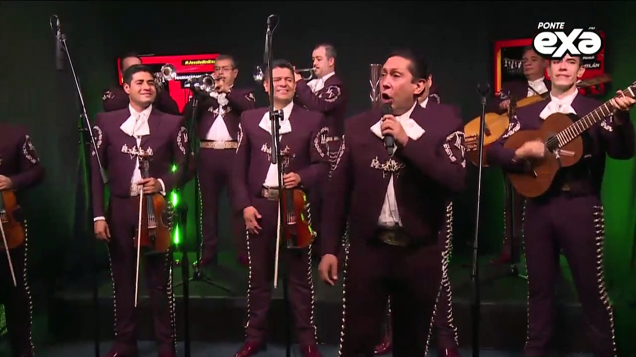 ¡Celebrando el mes patrio con el Mariachi Vargas de Tecalitlán #JessieEnExa!  (542)