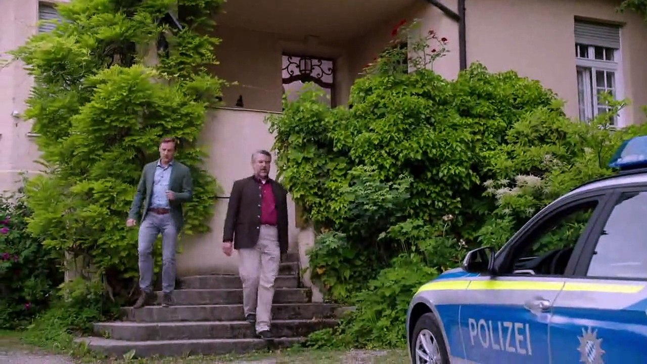 Die Rosenheim-Cops (400) Staffel 17 Folge 20 - Da fehlt etwas