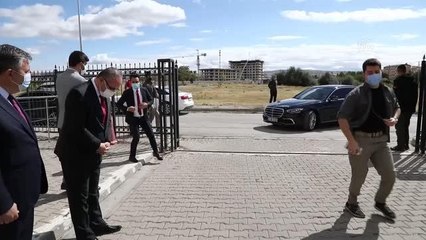 Gençlik ve Spor Bakanı Kasapoğlu, Çubuk'ta gençlerle bir araya geldi