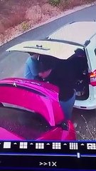 CHP'li belediyeden resmi araçla alkol servisi! Tepki çeken görüntü