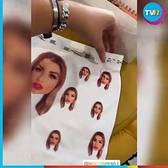 Mariana González le regala a Vicente Jr unos calzones con su cara dibujada