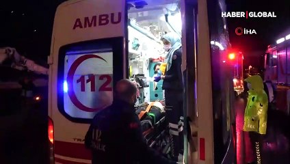 Parçalara ayrılan tırda sıkışan yaralı sürücüyü 1 saatte kurtardılar