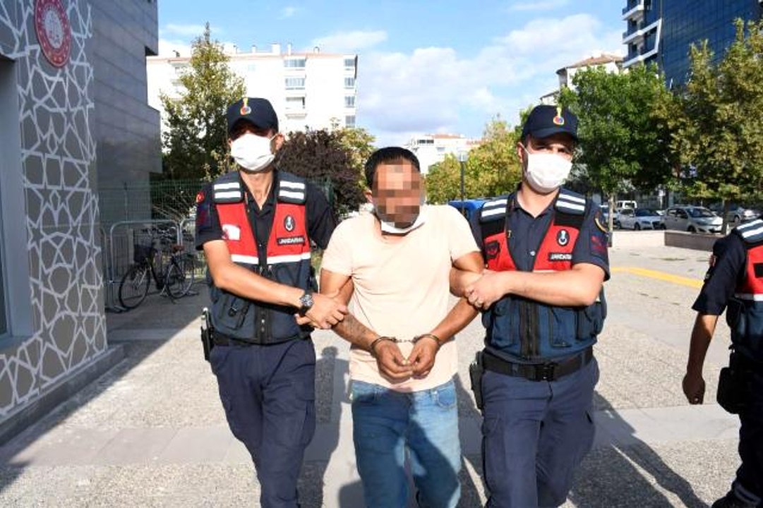 Uyuşturucu ticaretinde yakalandı, yine de "Satmıyorum, içiyorum" diye kendini savundu