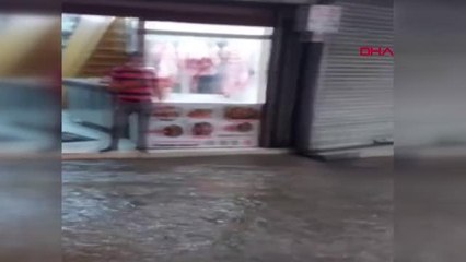 HATAY'DA SAĞANAK, HAYATI OLUMSUZ ETKİLEDİ