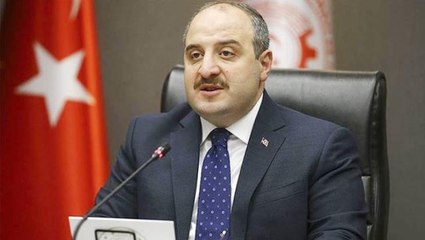 Bakan Varank'tan, kendi fotoğrafına photoshop yapan kullanıcıya imalı yanıt: Belli ki daha çok yolun var