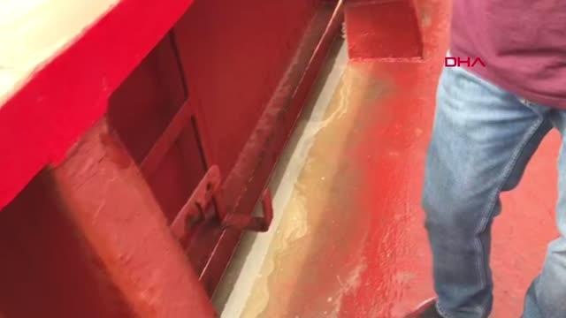 İzmit Körfezi'ni kirleten gemiye 1 milyon 197 bin lira ceza