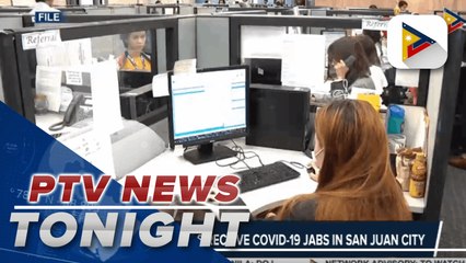 I.T. professionals receive COVID-19 jabs in San Juan City
