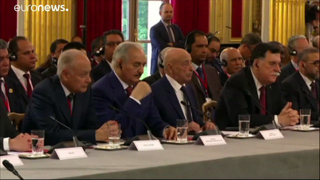 Il generale Khalifa Haftar correrà alle elezioni di dicembre in Libia