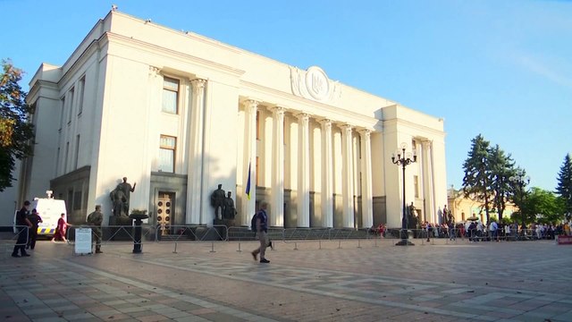 Киев определил, кто такие олигархи, и наложил на них ограничения