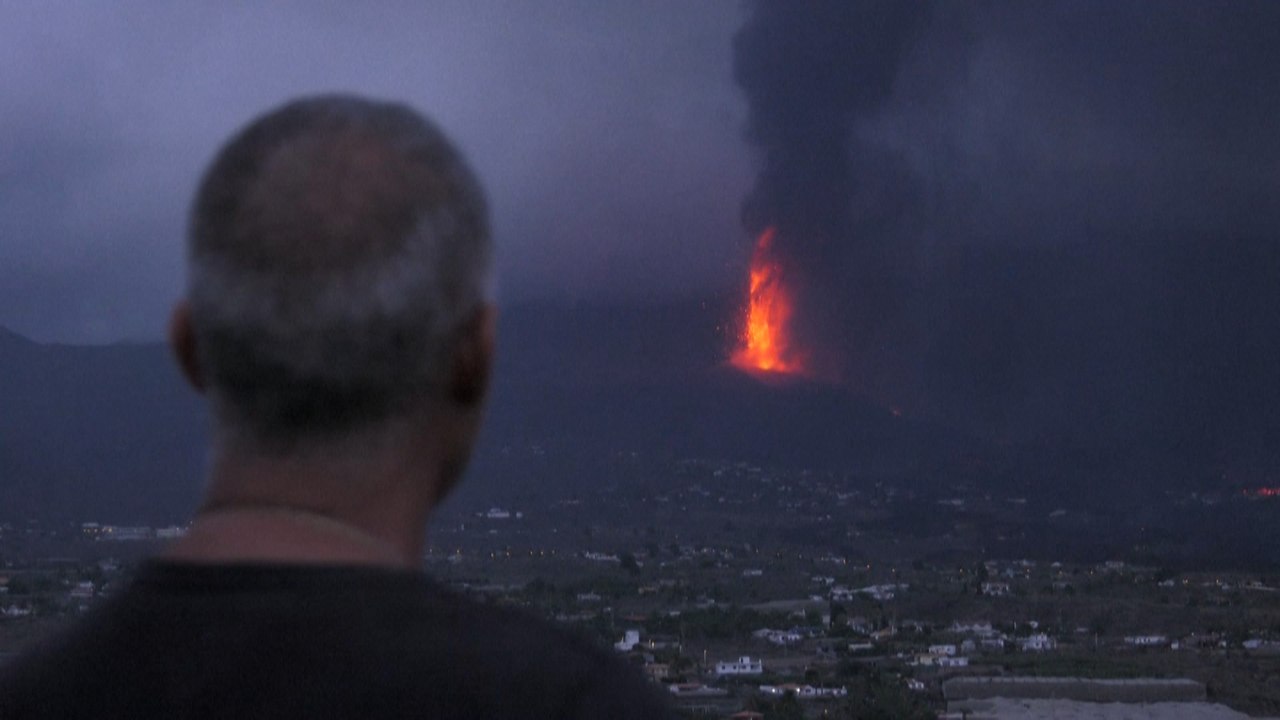 Volcan aux Canaries : un nuage chargé de dioxyd...
