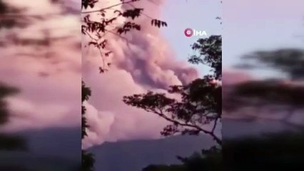 Yanardağın faaliyete geçtiği açıklandı! İşte o dehşet görüntüler