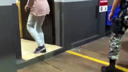 Choque detém mulher que transportava 15 tabletes de maconha